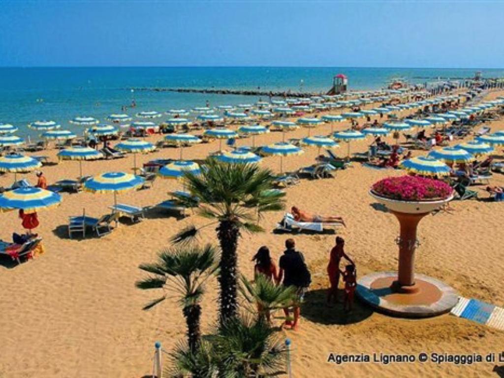 شقة Lignano With Pool لينانو سابيادورو المظهر الخارجي الصورة