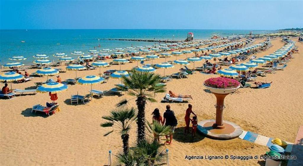 شقة Lignano With Pool لينانو سابيادورو المظهر الخارجي الصورة